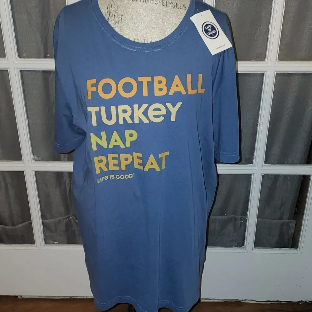 NWT Life Is Good Mens Football Turkey Nap Repeat Tshirt Large Thanksgiving